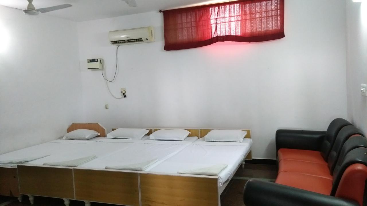 Seashore Garden Beach Resort 甘吉布勒姆 外观 照片