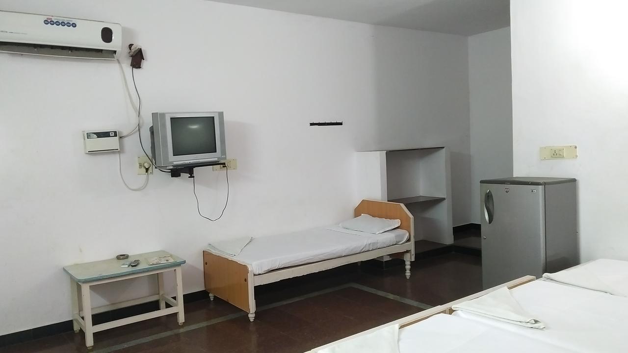 Seashore Garden Beach Resort 甘吉布勒姆 外观 照片