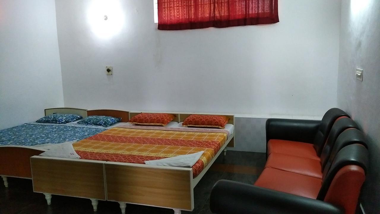 Seashore Garden Beach Resort 甘吉布勒姆 外观 照片